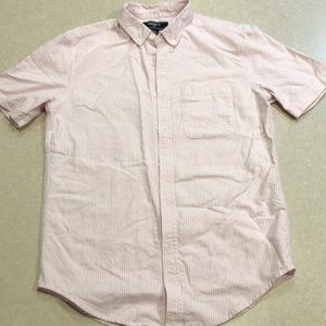 Men’s short sleeve button down